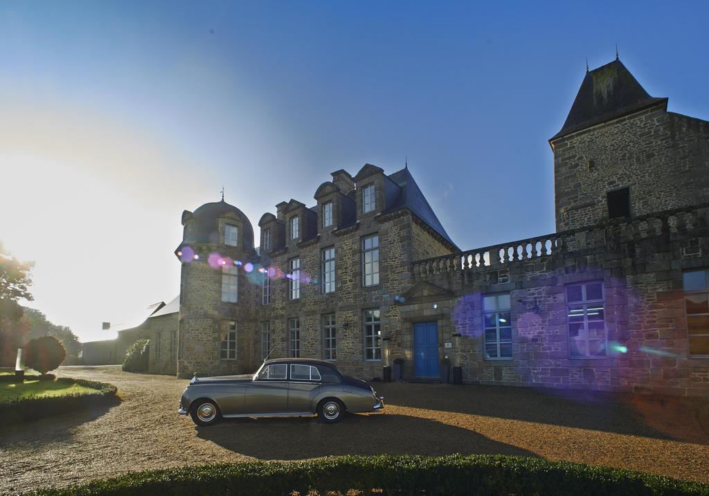 Chateau Du Bois-Guy Golf Parigné Exteriör bild